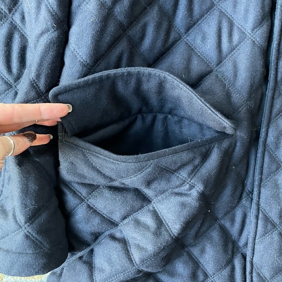 Brooks Brothers Quilted Barn Jacket Size X Large - Picture 11 of 11